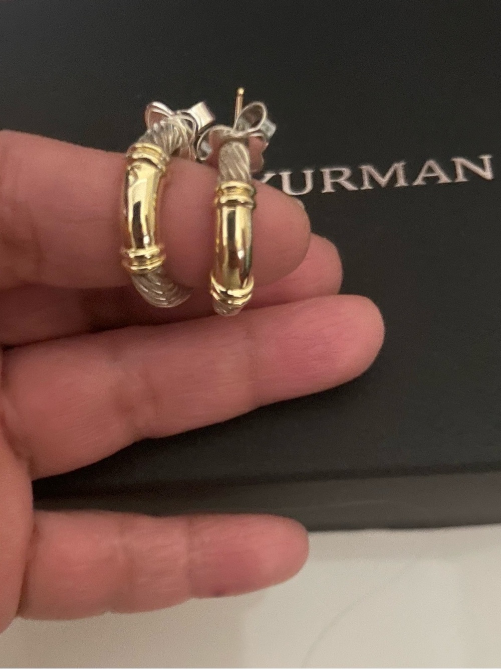 David Yurman Metro Hoop
Earrings w/ 14K Yellow Gold - RARE